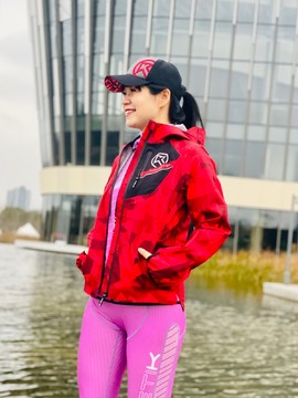 469278C1-BDC6-4DEC-B5EA-72F27A23CE5C