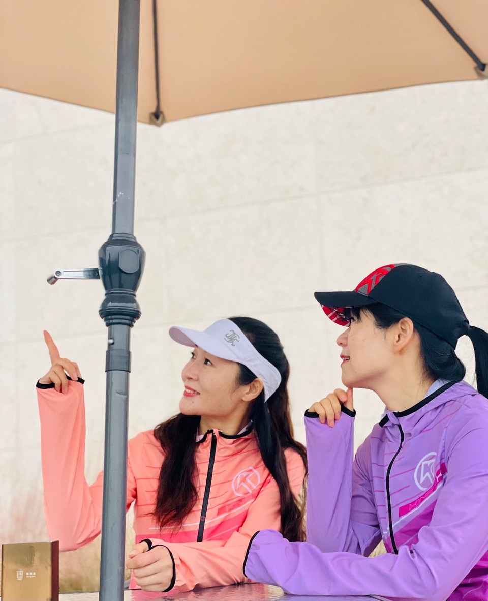 EB0DF48A-EAEB-4B9B-AF1F-88C075AD1996