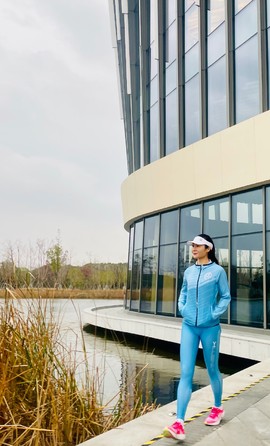 DFA7B9D6-8020-45D4-8830-D28ABC630A7C