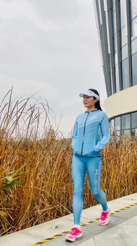 3593E5C9-BFC4-4EAB-9F2C-7F3674CDFE02