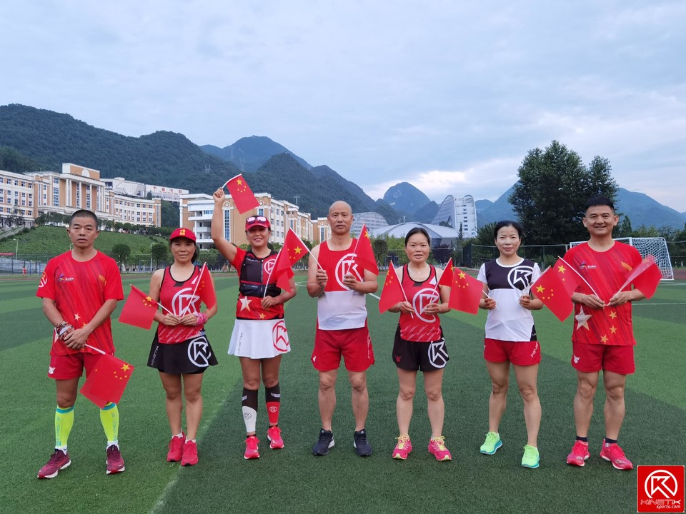 m1kPKH9EjPs9e_QQp2-0aIB1YC_ji_scMepv5qv-EeN6rKHUHkNQsjePsowuzakZ