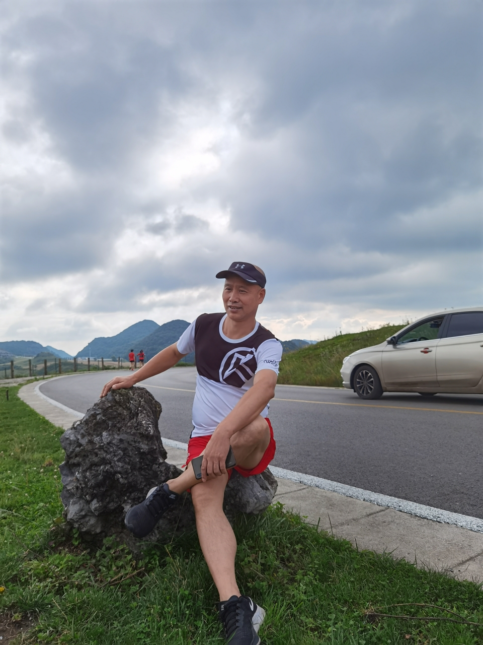 QrRVLUbNgYHZZ50ii-1L3qZVgrVeA7dTkG4YaJ6lP06weuIY2HV3RclijNOuJ3ry