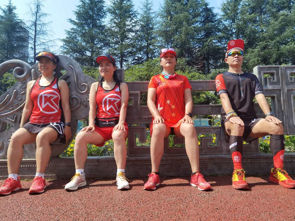 a3RUJDzF7g1vnRAqzZ_BIhuYoCEAUs_mSB1h7xcc3k5BLCK6vRS0Xl8YJ8oM9c4D