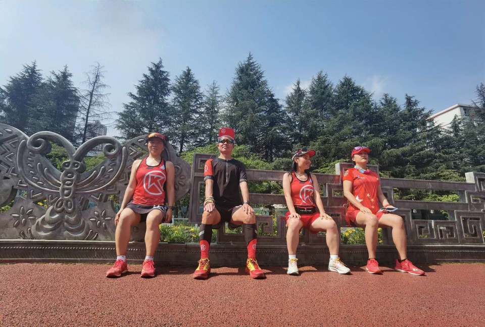 a3RUJDzF7g1vnRAqzZ_BItq0l9uSWRVVhcWufA0ZLn3dH1zNlkkTp08uDxpLNTaS