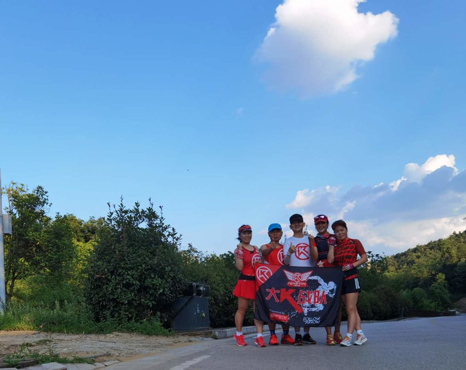 a3RUJDzF7g1vnRAqzZ_BIgPIJU82NDhYSOWOcC-ppaOuoQF2VCO6j8G8dUG33ta8