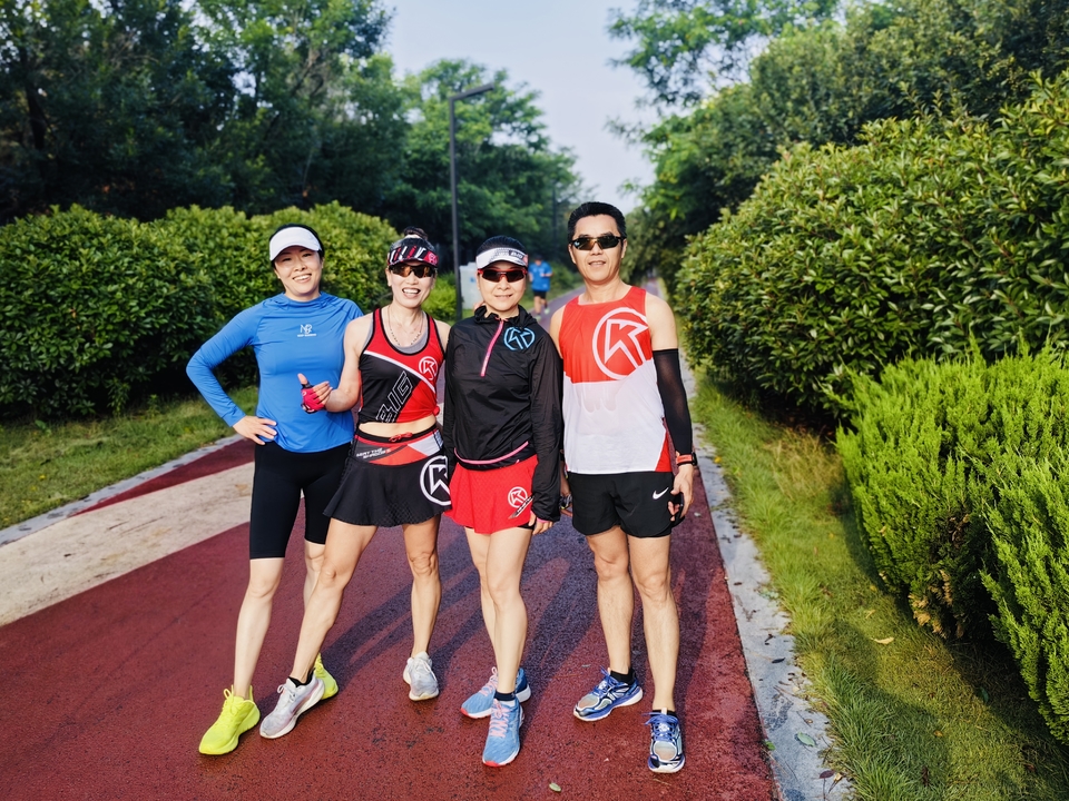 B860EBAF-44E6-4F17-88CD-FA82D385521B