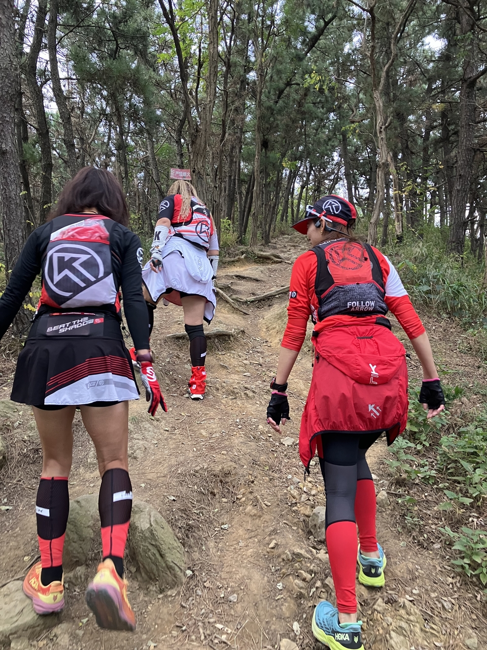 7B9B75E6-94F1-4D16-A972-7E581038D37A