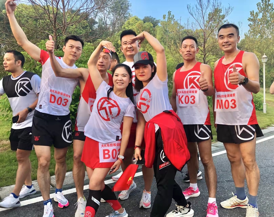 osstty_eFlpSzAoQGAY3YgAtbUnzuTYvrNIsw1MO_6-RsYaDkH6P2flgwwDBU6wv