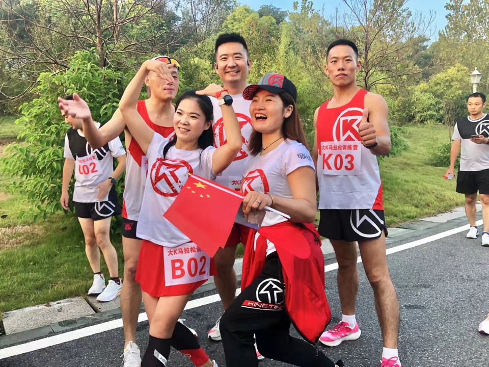 osstty_eFlpSzAoQGAY3YuYFIZLk7DPhU8IzLwGsUK1-_FRNyBtfrfue1WkkfH6g