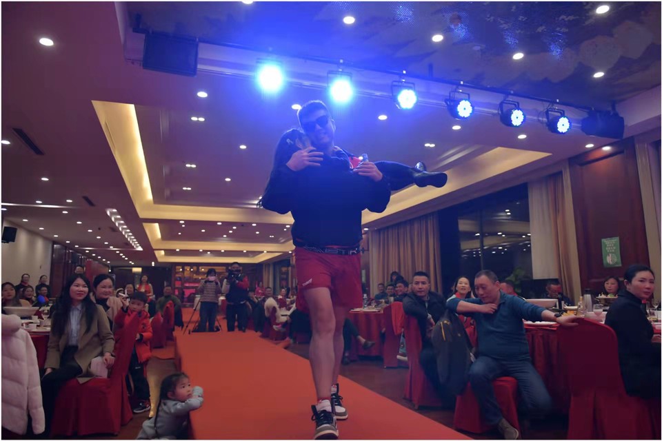 cWU7lFwUARgQ0BO_LXSLFUtRiE6r_0gvnDIYsq-IhQQqYEMV4g8NjpmHT-5CKgnJ