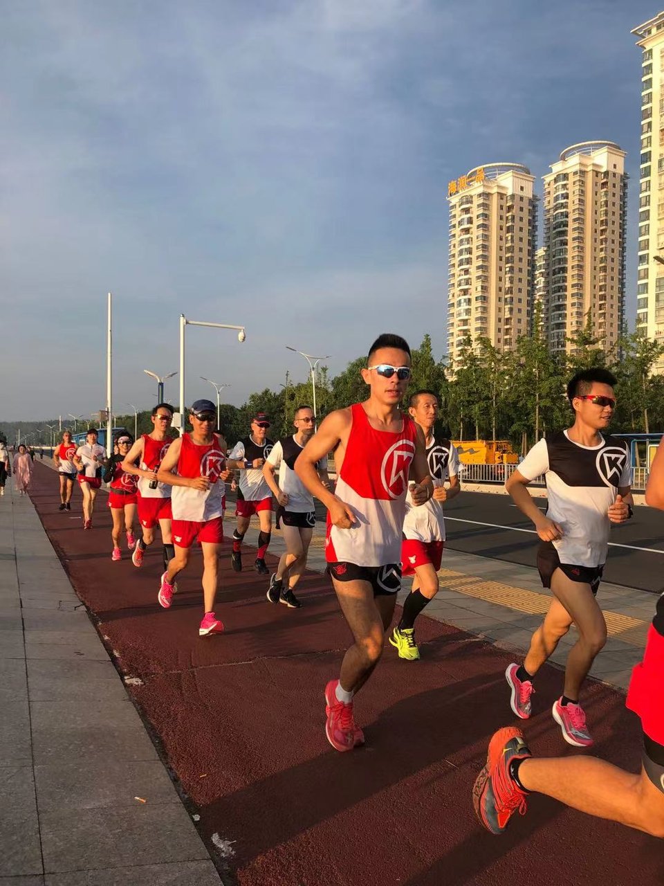 YhBfUiCO_Z34gpdtoy1oHjFdO8-E1LgnirW4ojlzK7NSdaH_pvLtDscHLvDs1lxt