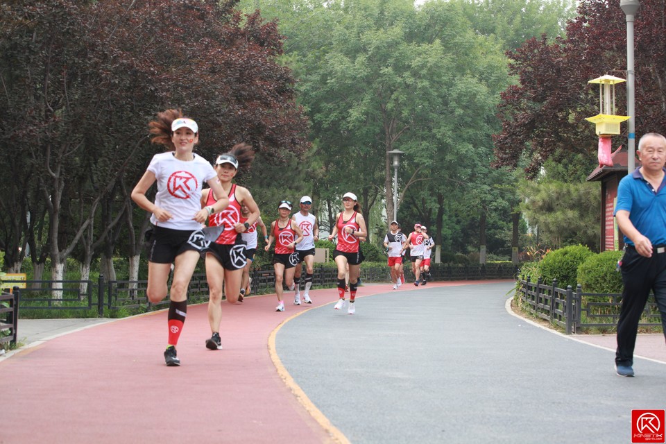 FUTvk97-uGzstkVrJrDCw-DWDefpZF7aT2vNWgORY0bizbQNUnUTWM0Q0V8DR4CL