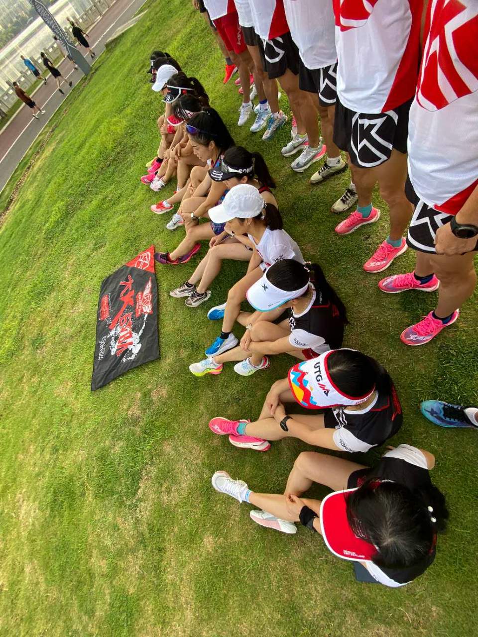 mM_twiL_EgBKjzf9ZiZ8TgaUtCT8DYES3IfOEq-J7X3x5LqQ1cdmLIMbThyv4GwG