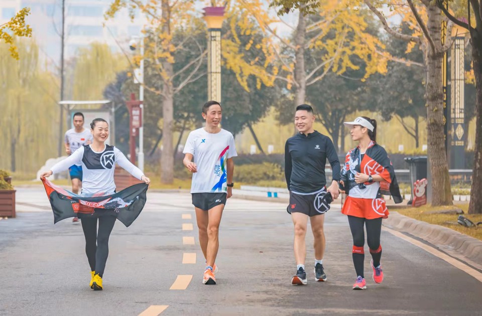 UTPngjU-__m3swCozQ4IJA7KXH8rNu90_uINQWIZtSMq6s4kxrwORCGud7raPP2i