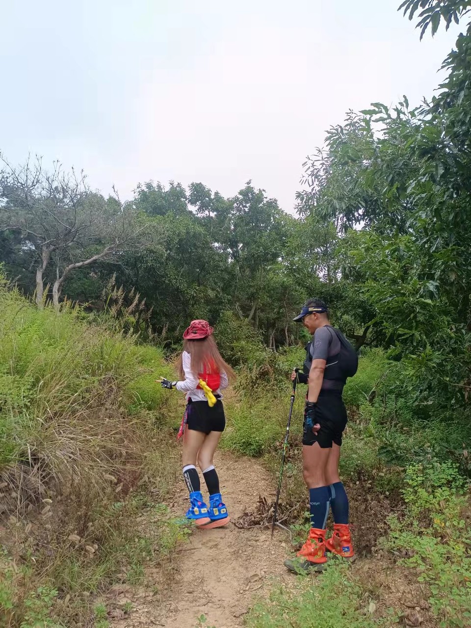 -gVr2aBoxKVzbAtT-CsuwrbV80uIgMmg2dMx6dF-qCcKd0wT13S-czDUSyo5OJAt