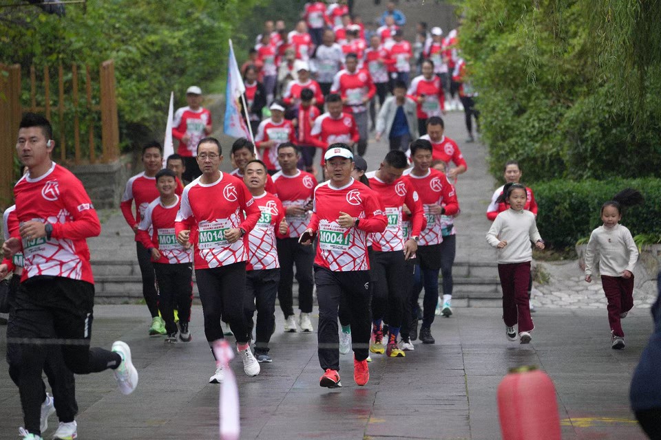 LZS-WNitFfvqhA0sar0pyilX961q5eJ1y7OmfGwIOuSqfT_KXnYyu5n6Rh25XRzj