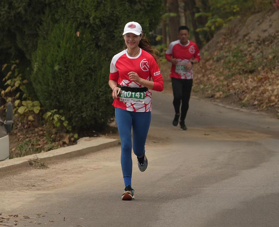 LZS-WNitFfvqhA0sar0pyjusVOb4vQKsExUO5MqBInYK1QYhHrxOQITHl3wKcnOu