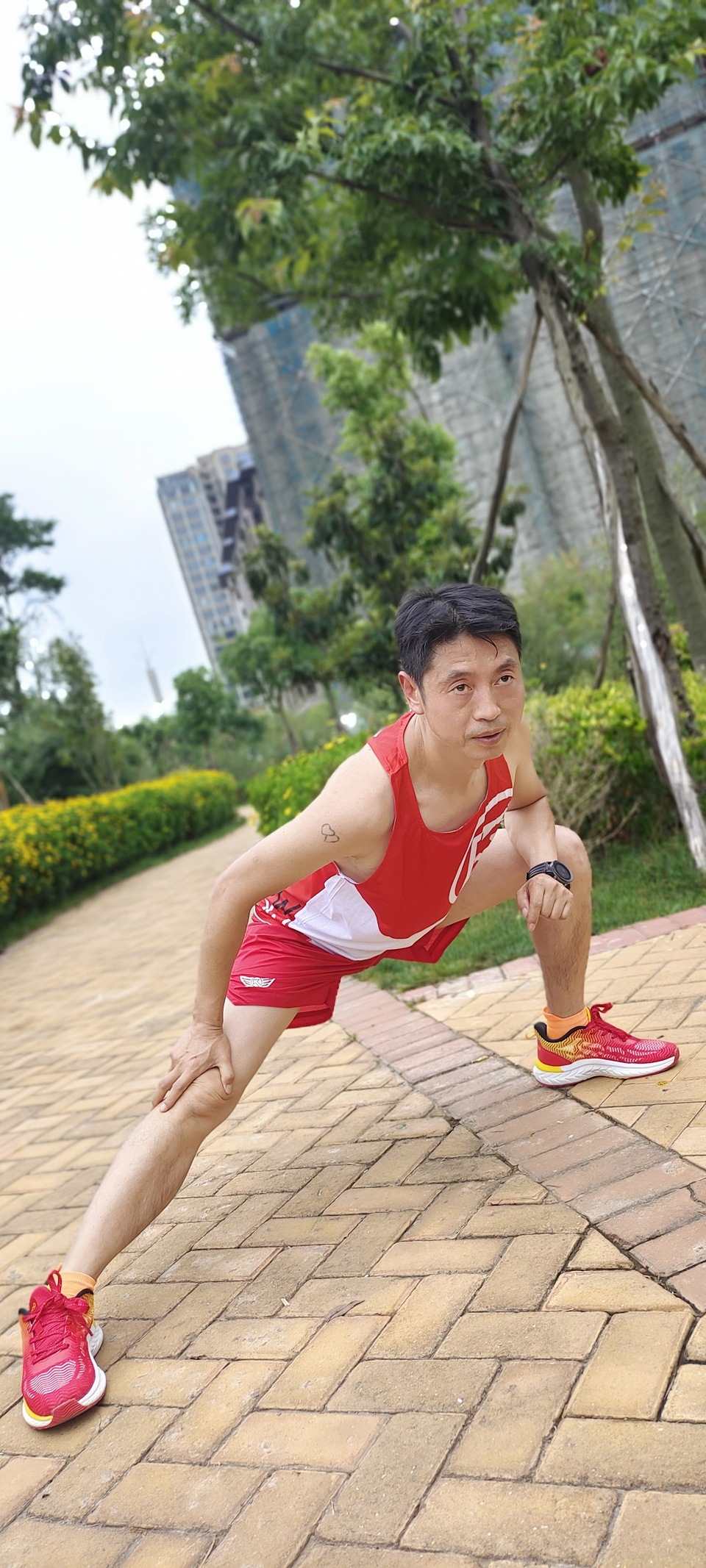 28vY7DEjBjIpz9UqUmdPh4ixdetZo3q946pOAgxwnHJoKMbmP34jeND9qYLxPiBL