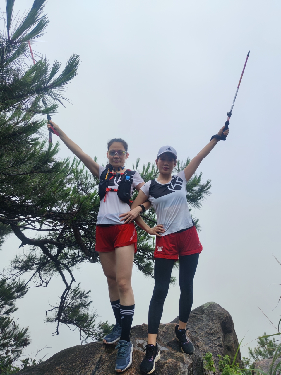 1Yf4_-85pyy1g_pxnU-blmXlSEpHmIhhF8Y0EemxVPxy9iExV7W7aJn8VpUbSLGy