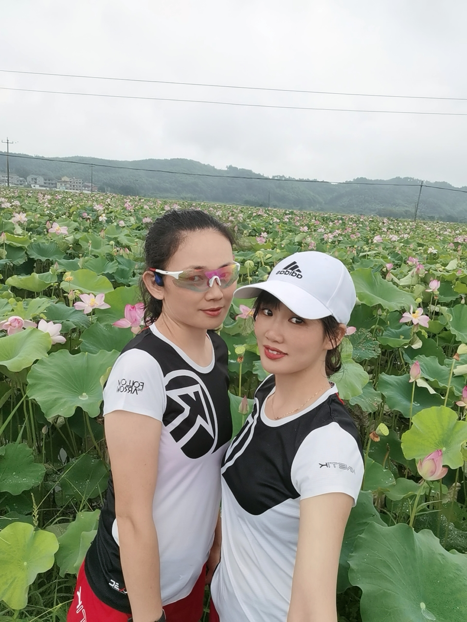 1Yf4_-85pyy1g_pxnU-blnyFk0AnsKnIjaVqEYceSPxZPlOwTmXC2srmACemU2OQ