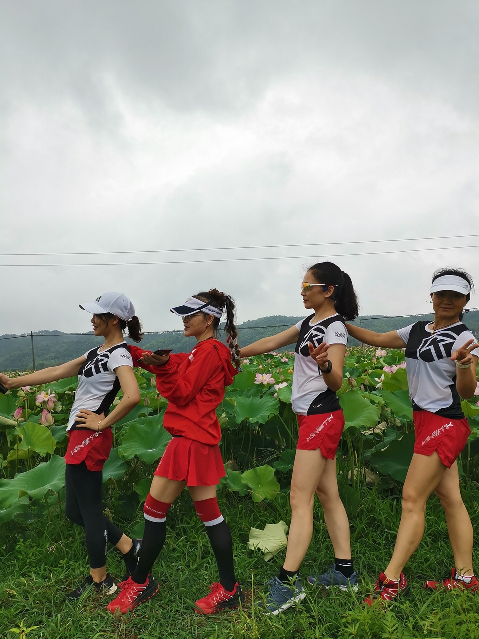 _8mPC6p1YuHxwieduvJxNAg142y-RwLrMUbdnLDJ-bjux12mK5mNU8slkDo0mGw_