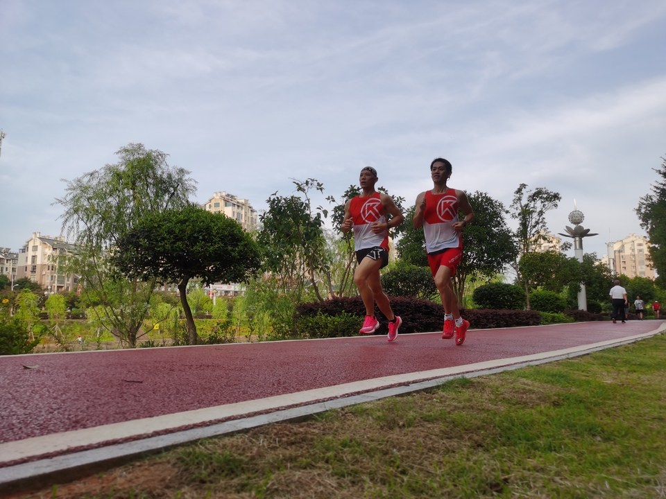 lw_I59n7LRRhn_LnOCRnVpQQmx3O-sCmlxhLuz2_YeuHTreKwRLFUJAzz4F67F8g