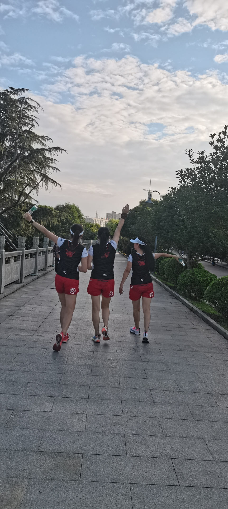 nZ-McP_ZC1ng5UrvJVedBMCNuA90F2qhIA2GKpmCoW7QQOpWflf4lrgTlI5vmr5n