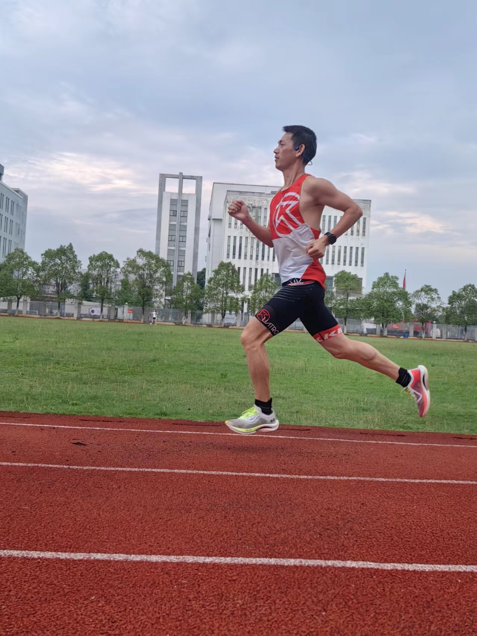 DG0fBUnZPx-Zs5IA5f2nAAIQaBH-c7AO0YN1qPwLyjZAWwJg57Zaam_zEwRIjiYz