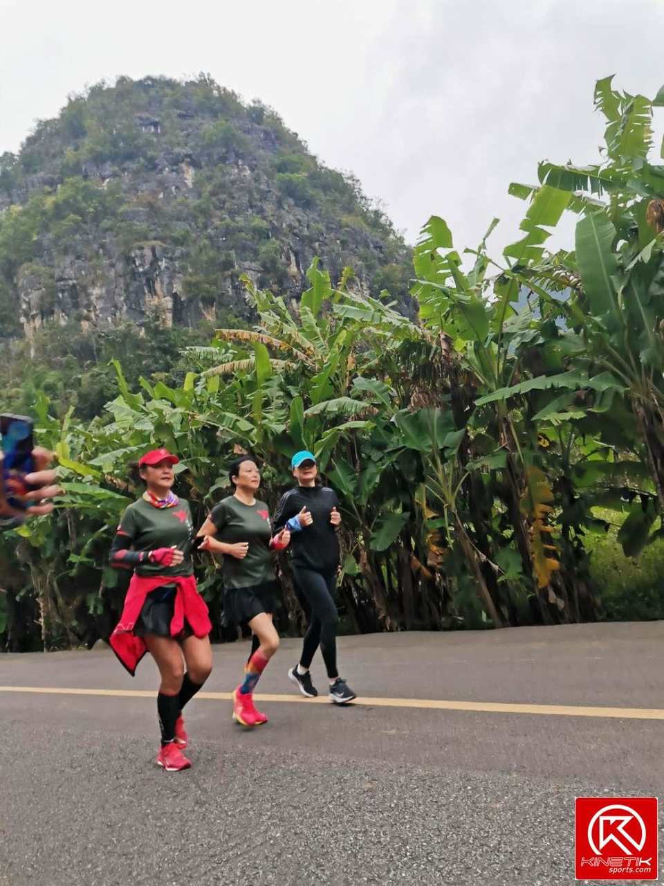 5NmhIfyrLi8I-uumuOuHDrIrb-OuLdqBC70QvNCu2IIDkOCWKN9lWk_T73vOB-zs