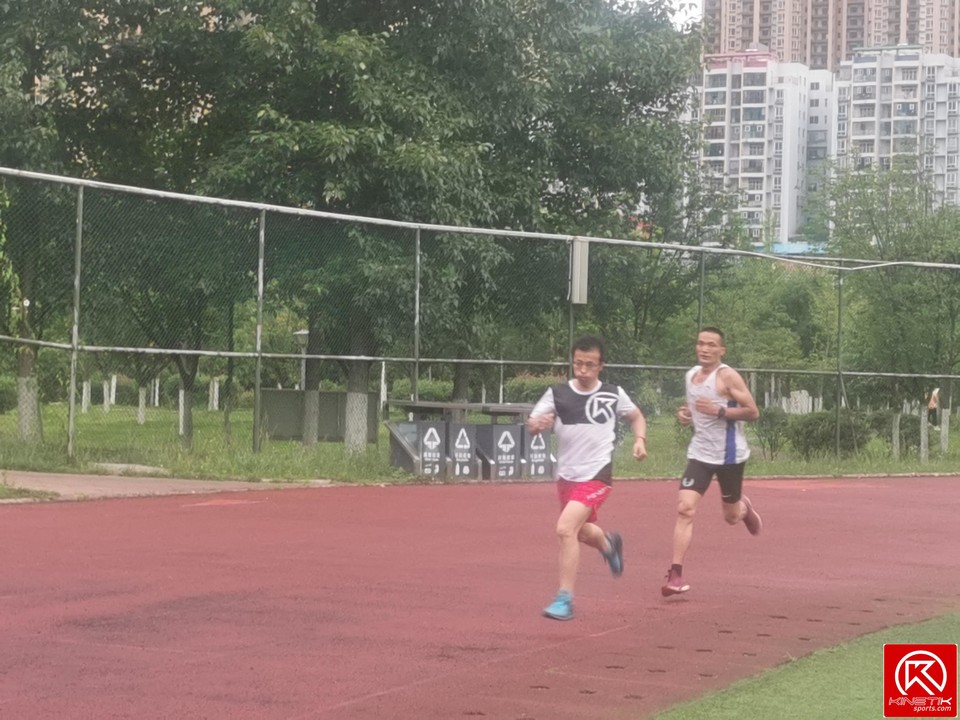 -g9FivAdWSEfyehLt7VP5fMBvuU3SzF6UYmeB3-LhrAmraRdSr2WWugFSe8HDmNH