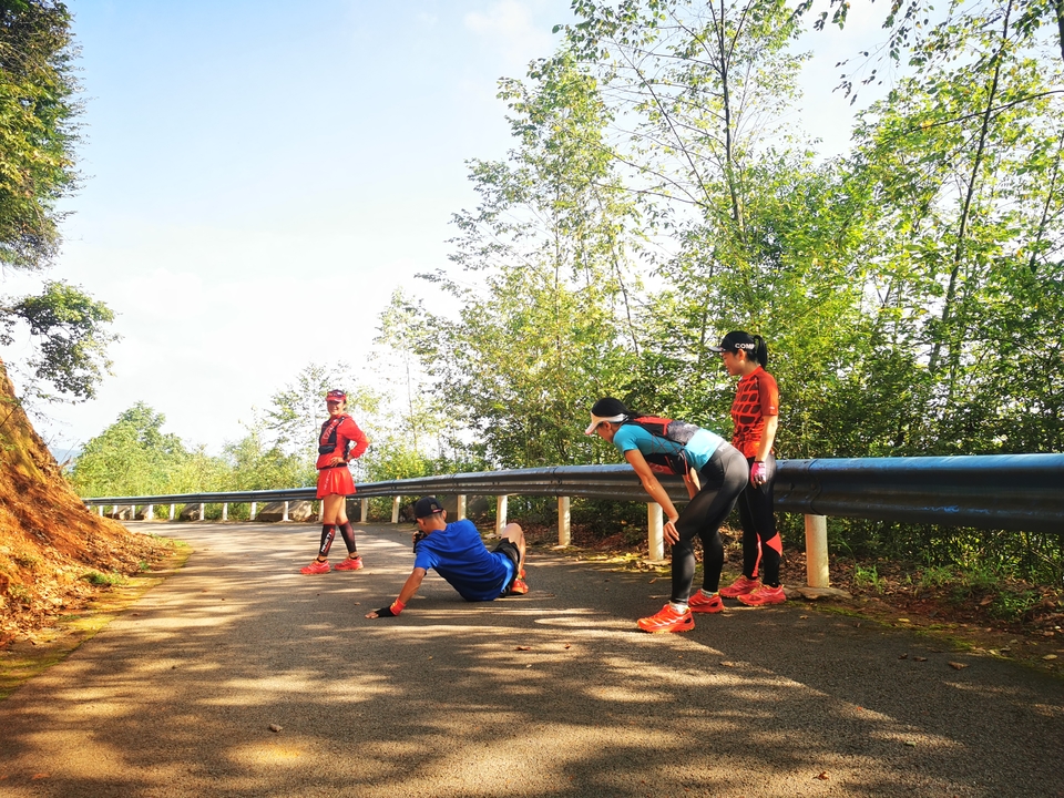 GAEzFESKzCdpMmZL3hYYfUs1ICA43FR8J0d6stn0cD_H3QUz5hkdrjcFYq5lihzy