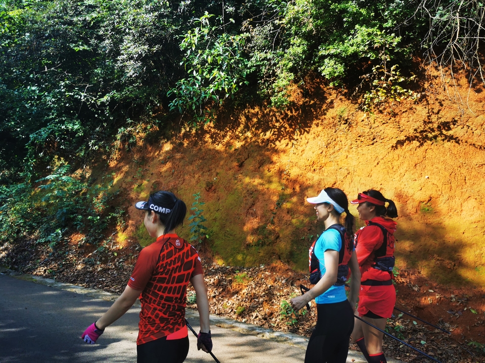 GAEzFESKzCdpMmZL3hYYfVPcCT2ecZN-9M6BPh64Jw9irgzZ-rHBAk9DPV9BRESC