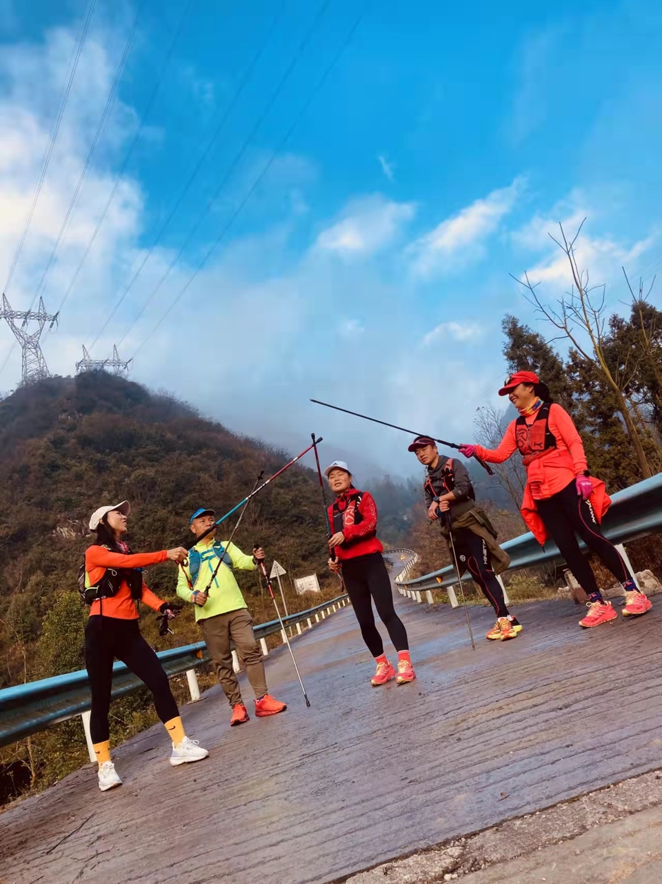 F70u4rELYDp66CU_30CkW1fCDOTGq5wKrAFBmJ_XYCYcNNm_fg6_lLt7nAw3YsDw