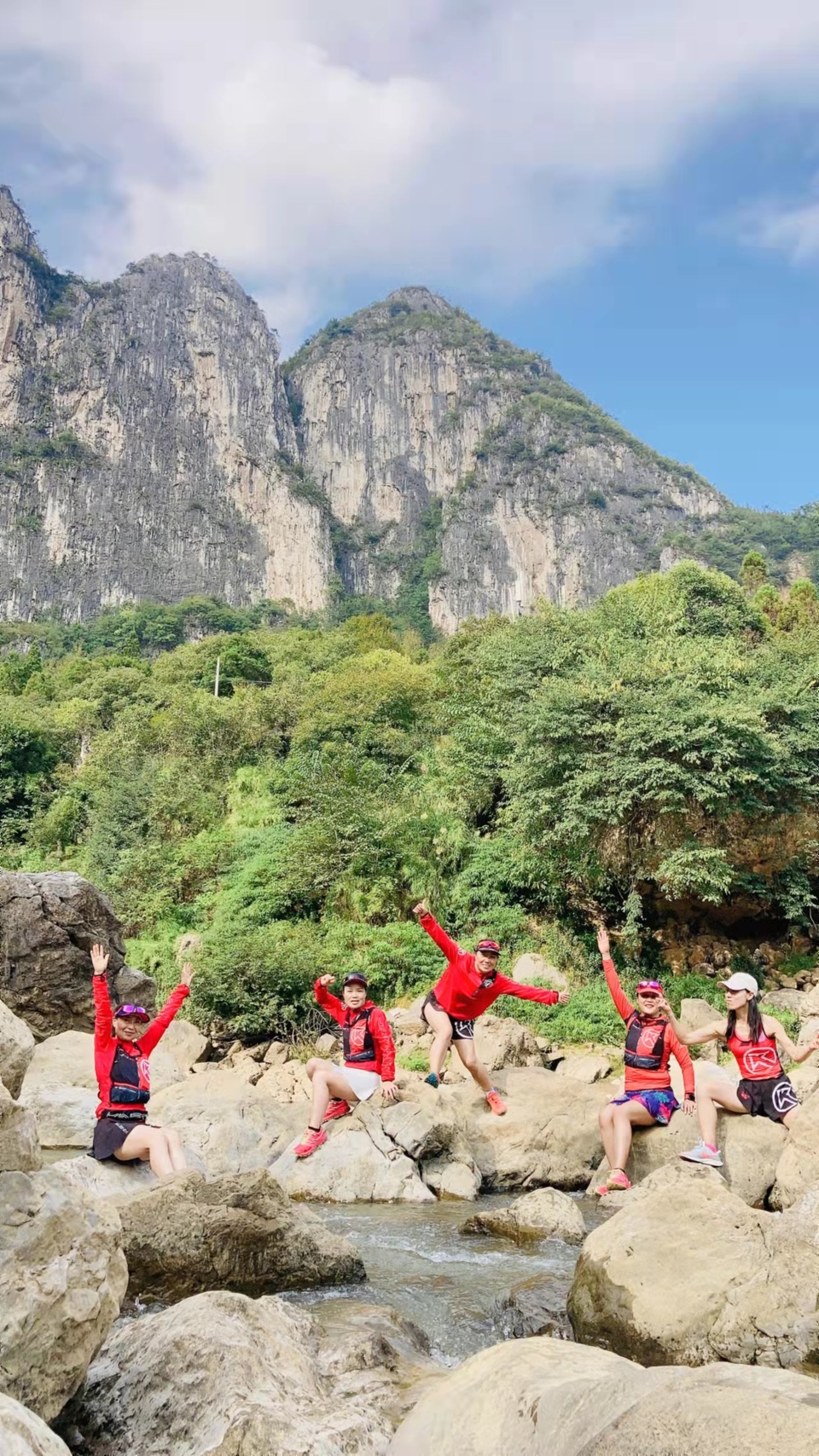 llYEpH3-jSBiZdx3fHw1Zy0OwUVf3YlX9wxVjv7_EfMgtXBjE_lH_zY83nJie7D5