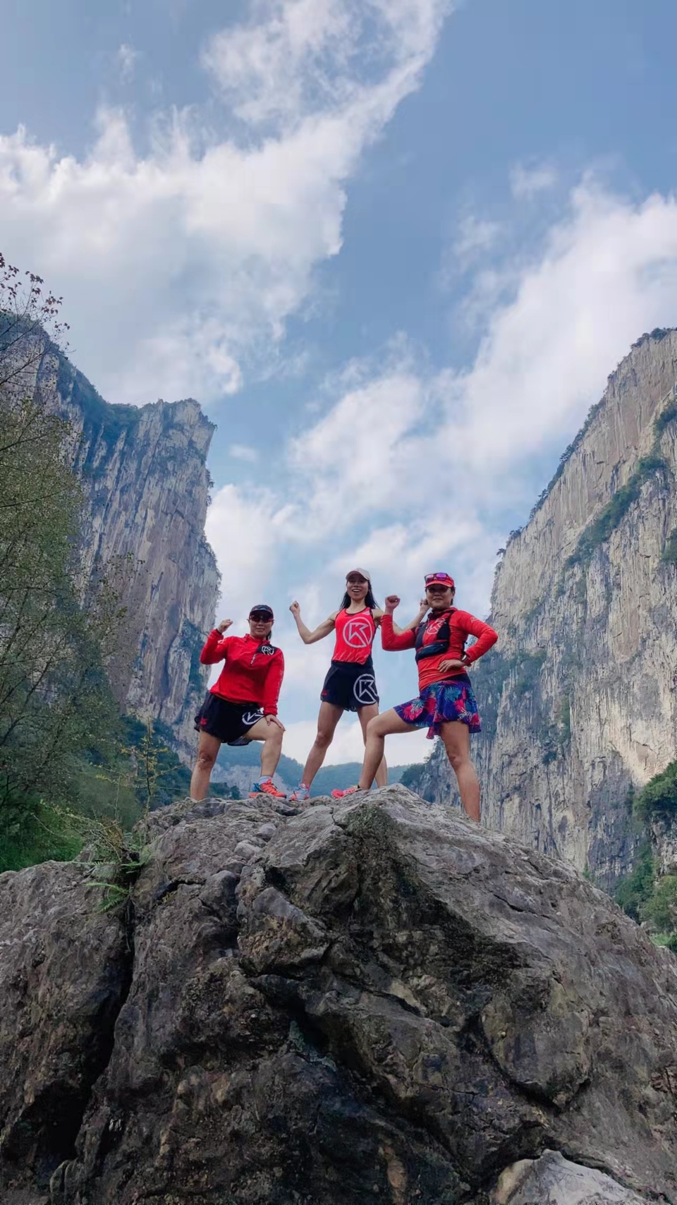 llYEpH3-jSBiZdx3fHw1Z9P-ndjzmcckFBxUBmj2r2N1na4UQzsed4_BT2vyiS5B