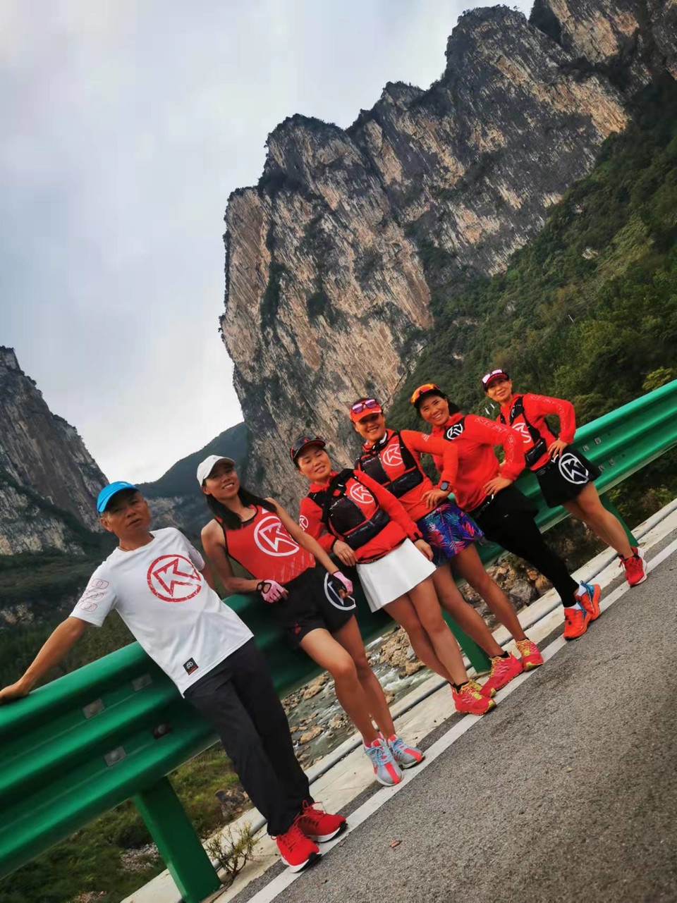 llYEpH3-jSBiZdx3fHw1Z0teVxs1JgrU6EvONYciVKI0nylD5-doDD_UZxVZSXvc