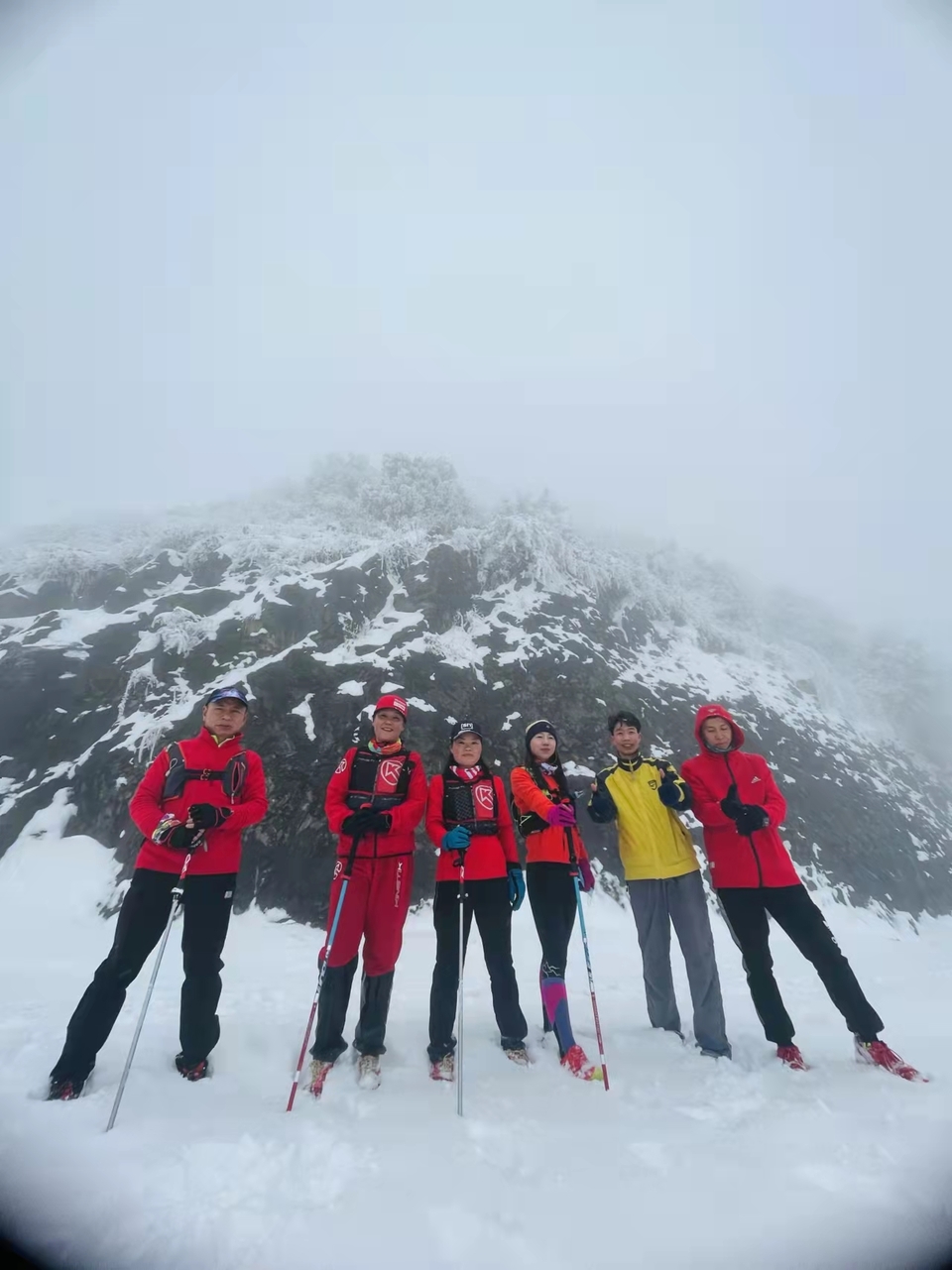 srQI4jmfU_RyIgfiyDlhANtc1JoUe6vRtag41yN5WPs5pBRJOWGXFN63-ftWmw4r