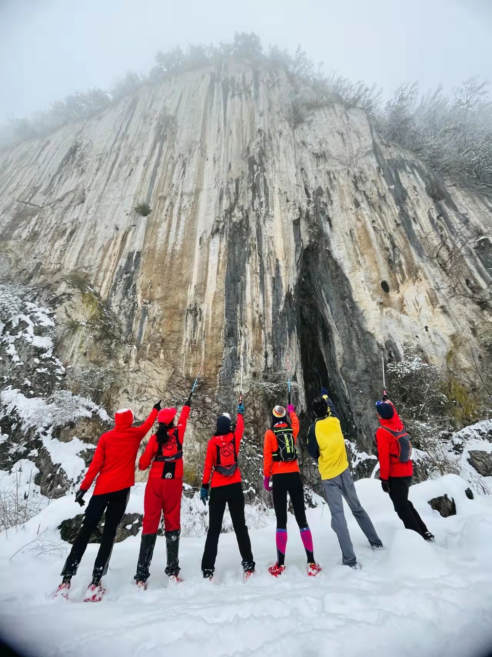 srQI4jmfU_RyIgfiyDlhAKJaTjcDCvFEG8qd8RaYCJUgn_6wE8cZX9VIeobG0IGp