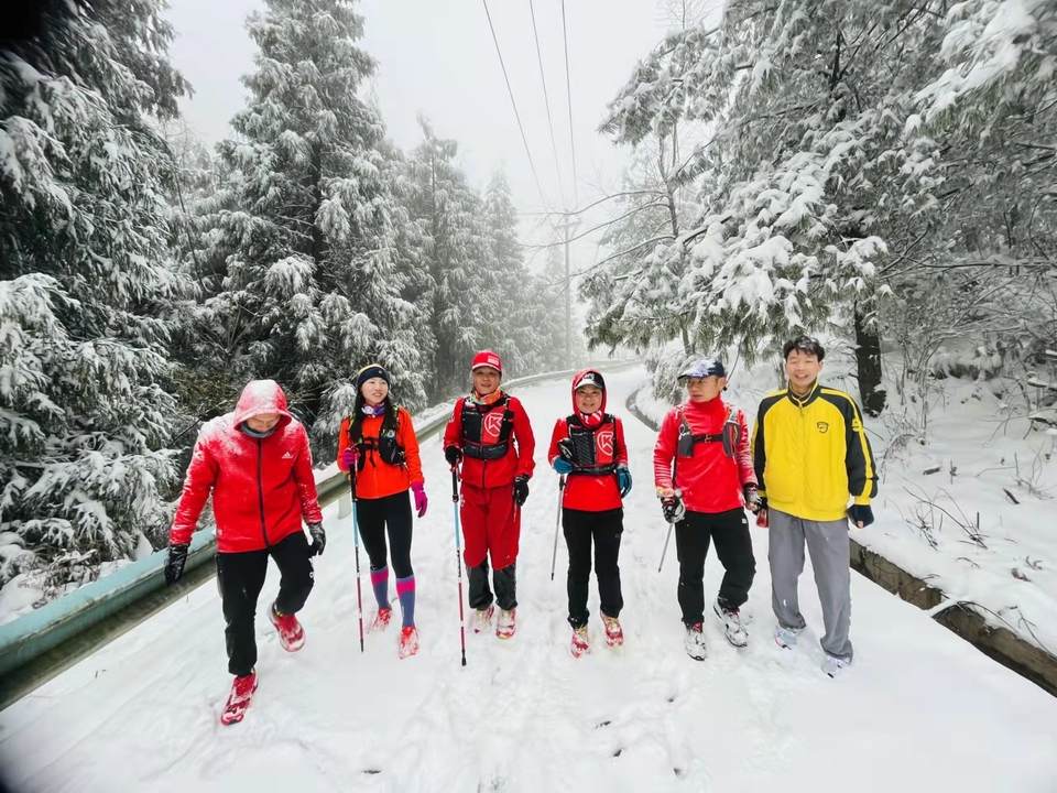 srQI4jmfU_RyIgfiyDlhANhdTa305JkfK91CSmJSGp7oHRqtngo-EL4mc4qQRKa4