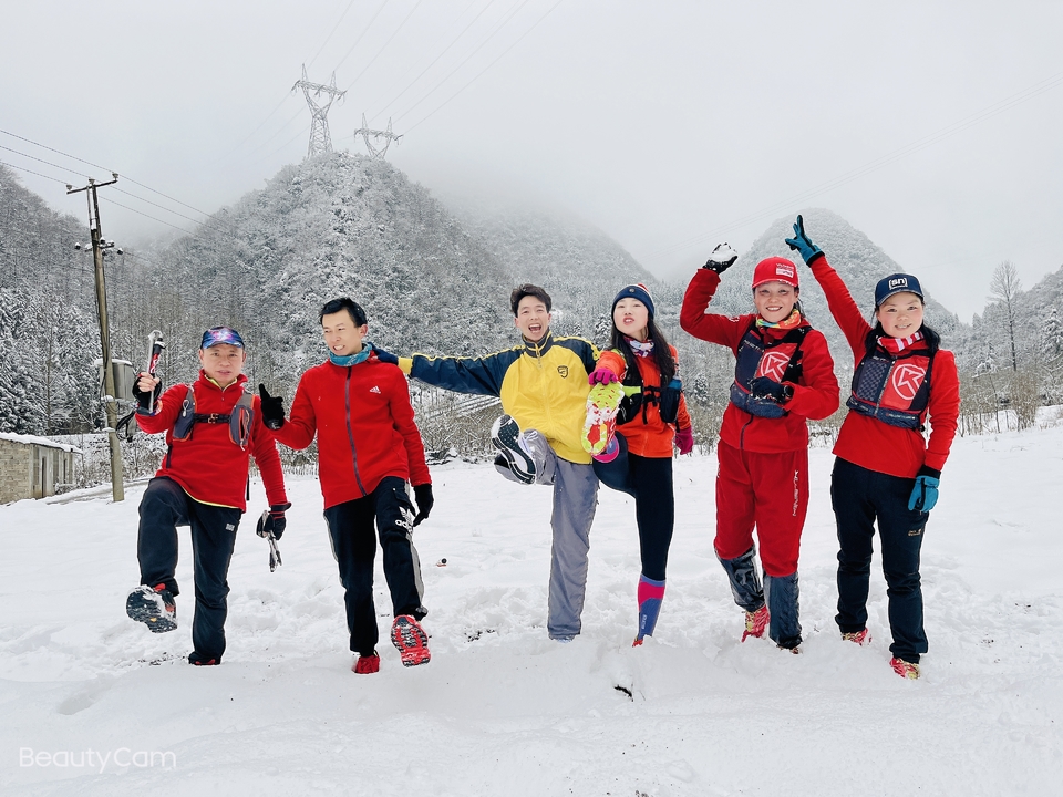 8cl7gbPiDM7Bv2_fHQgZYA63ZtIqE8z7KDw6yNeAIqBkfjuo3Z9HKd-Rlhs5HlYL