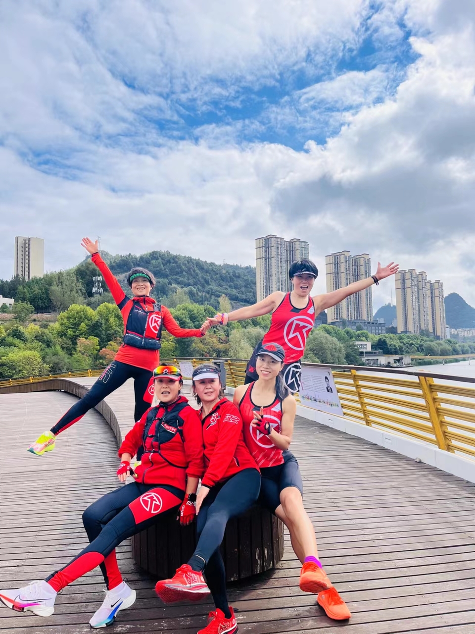 uujVYs3BWJySSRZvkCkaq9nexJYQAFM-gWlIbybBeZrbEt9ST5jc1TpX6laG4hx0