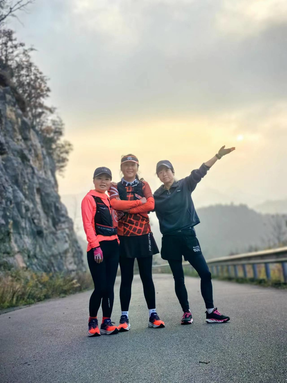 MEbjcUt_gXBuL9Prt9XHLekvo_3LFskJrajGdgnGklkG4GEgq3jNBUPEbkUZiqc3