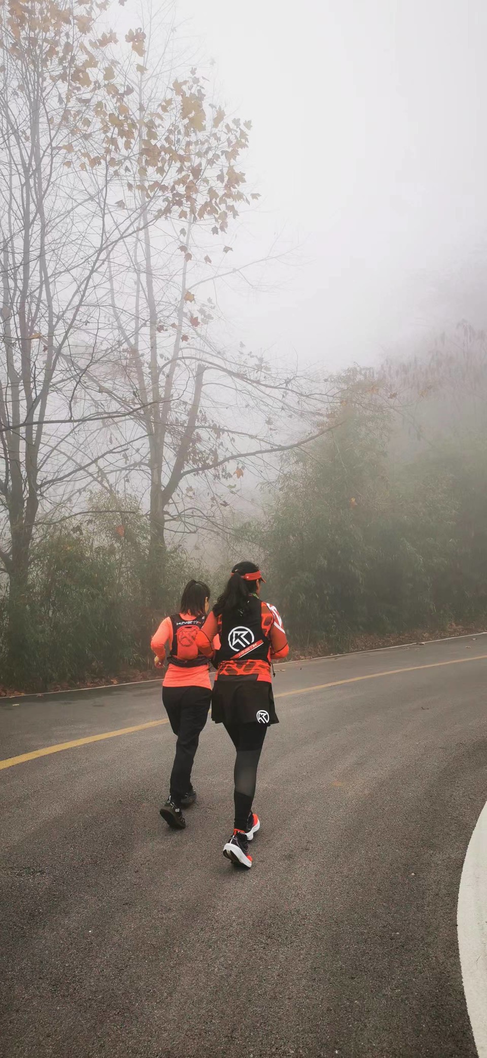 MEbjcUt_gXBuL9Prt9XHLTZqNUk-5Mdn-18aRdGgUBGkfChhgh4Tg6QuPbKlna3w