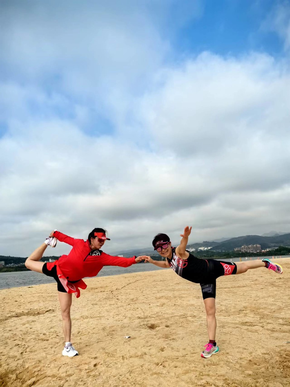 iX9Ce9CI3dUIKxm4i8RFIfh3uaZmwGzY6DCkw5O5aS7yzWQp_4PnAy8xebUFOgsv