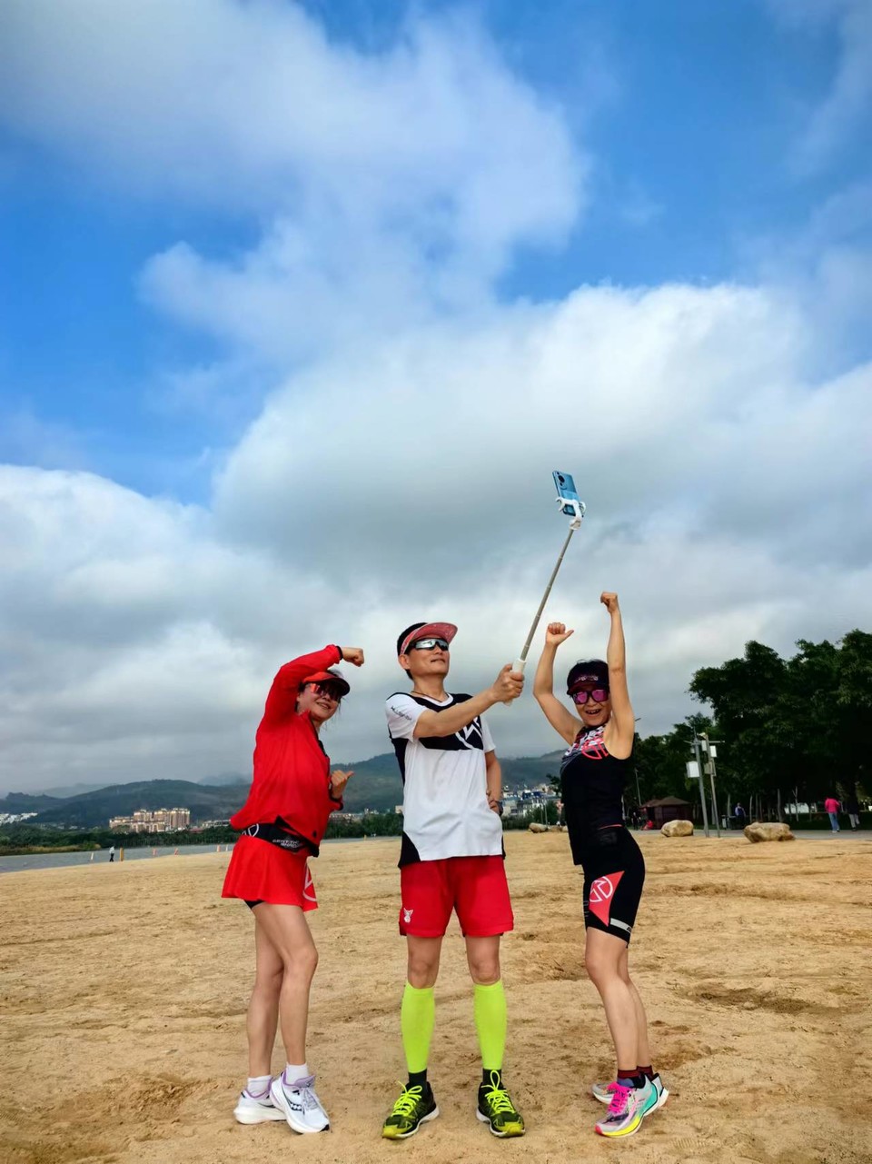 iX9Ce9CI3dUIKxm4i8RFIdQY281UMLm3UStsoydeW88HOPoA-973905e6C6PYzfg