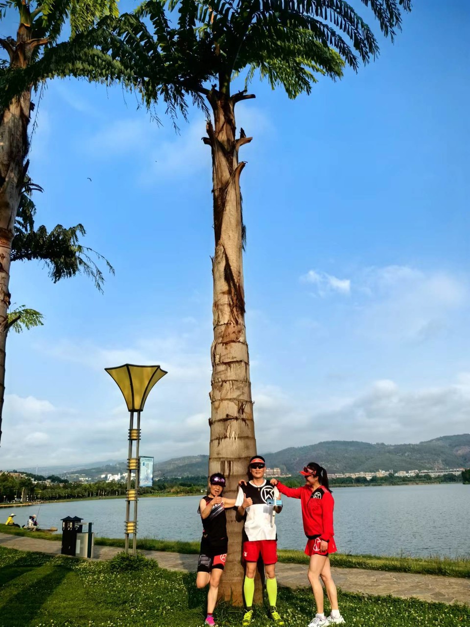 iX9Ce9CI3dUIKxm4i8RFIUV_d5IRqI3oAxqyRMMI6zOPkqdMwZ6exdcLzmgJ0jN9