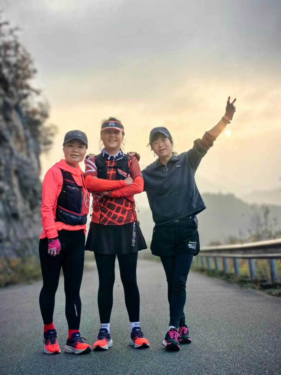 iX9Ce9CI3dUIKxm4i8RFIW5lhv1fQlYPEjI-Elc8sZs7uiEwCc1nMcesGynN0RIt