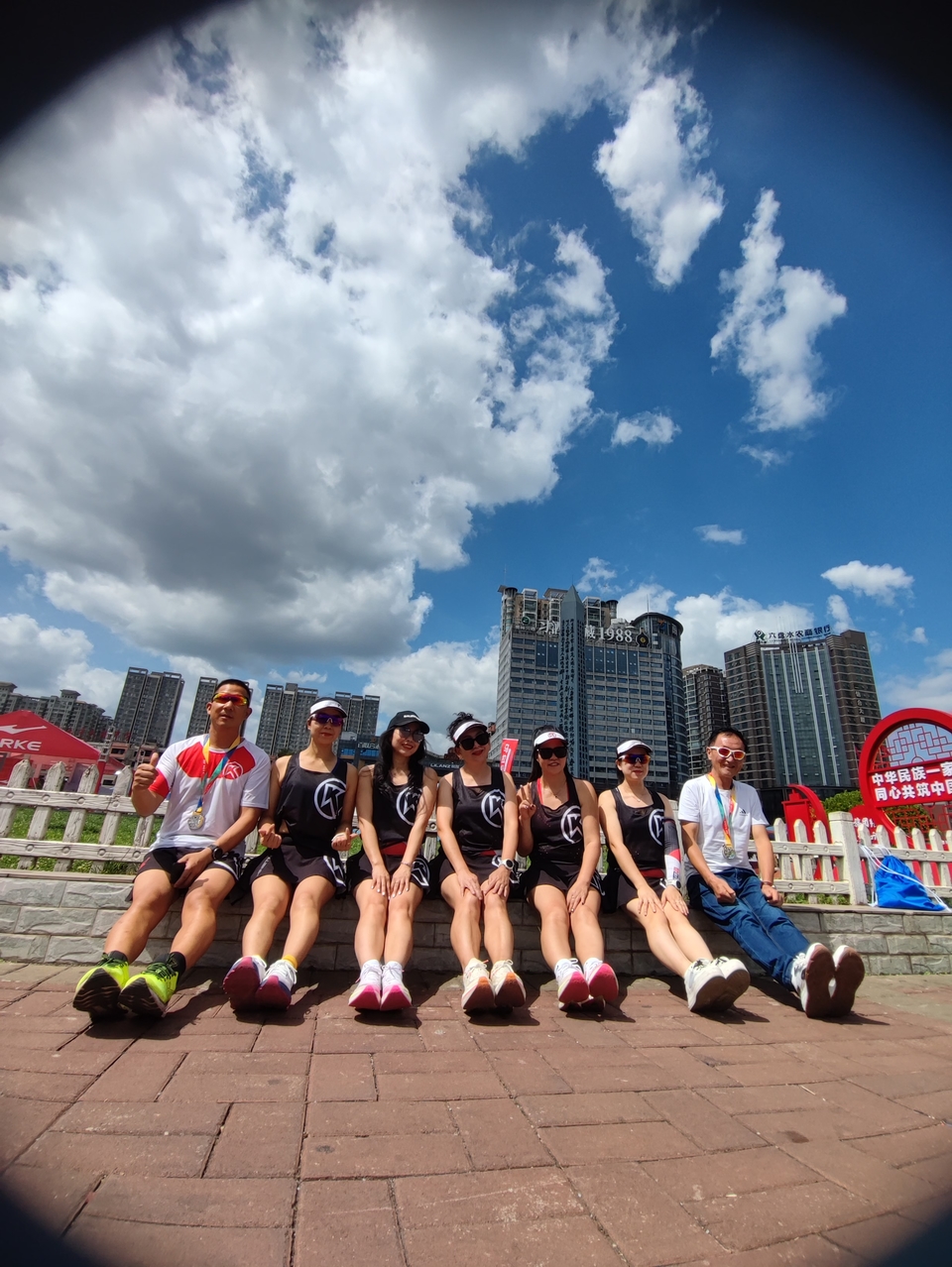 kjdlKA1I9mkaMmDps-4kUm5tRXKIfPxyiFyFoGxCcWscqcyMJCL6qouuE1pGgzoE