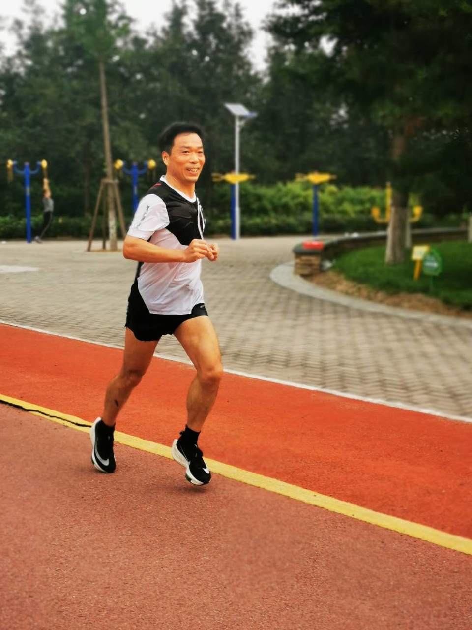 8WEMUbACQ_qZ4YJyCq2RFnrNHKoedo3GOXt9xFbVyDegPkcSaKRhLBlFtqiniHnd