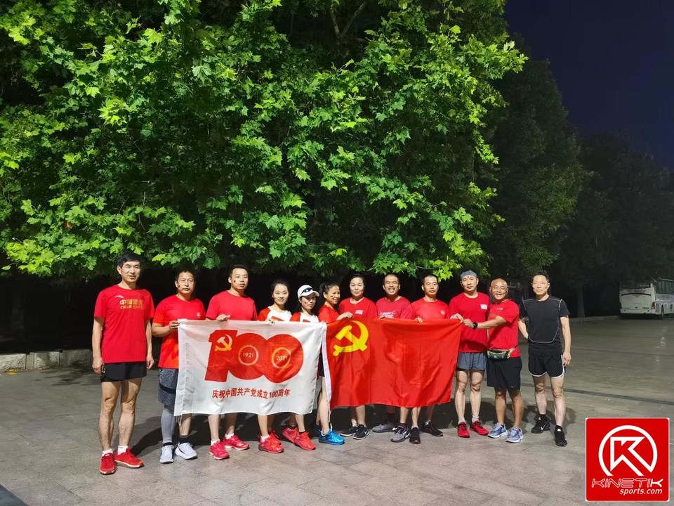 uqIIEbGap1nsjMzVY9gTqT6SZZdUumfB2cI9yadkTG2z9ulymZcjSYbWHe8TdW-T